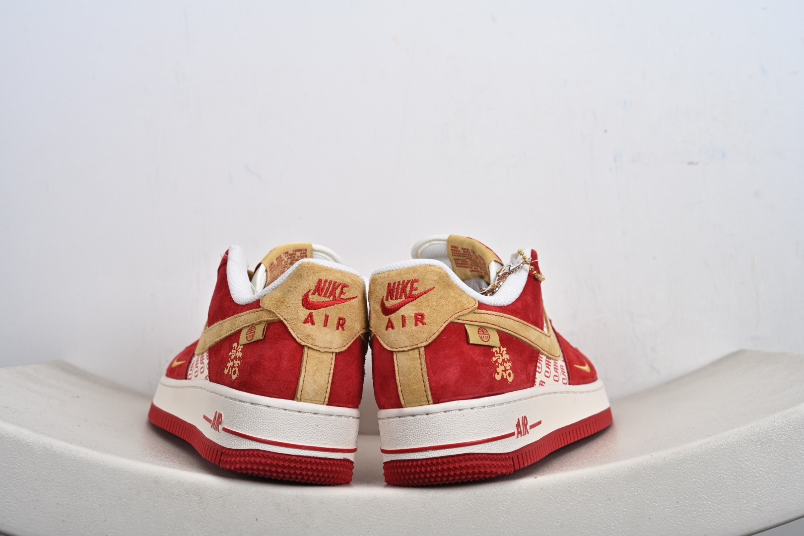 240 定制版 Nike Air Force 1 '07 Low “马年限定-红金” XD0028-014-Chinese UA Cheap High Quatity Brand Clothes Bags handbags Sneakers wholesale wholesaler seller from China Factory suppliers Fashion Clothing Shoes best Quality Beautiful Price 240 定制版 Nike Air Force 1 '07 Low “马年限定-红金” XD0028-014