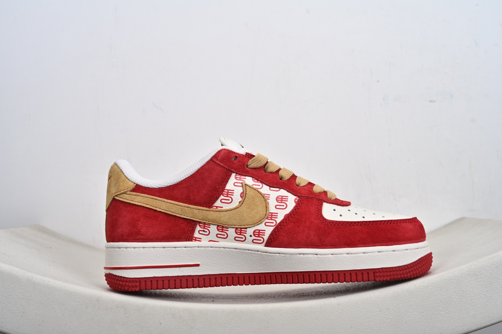 240 定制版 Nike Air Force 1 '07 Low “马年限定-红金” XD0028-014-Chinese UA Cheap High Quatity Brand Clothes Bags handbags Sneakers wholesale wholesaler seller from China Factory suppliers Fashion Clothing Shoes best Quality Beautiful Price 240 定制版 Nike Air Force 1 '07 Low “马年限定-红金” XD0028-014