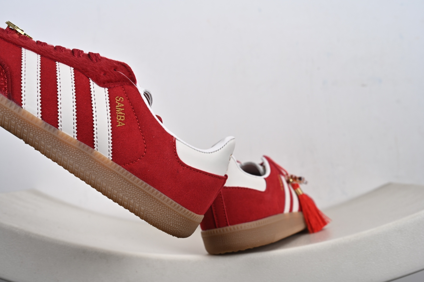 Ad Samba JQ5976 马年限定 阿迪三叶草休闲板鞋