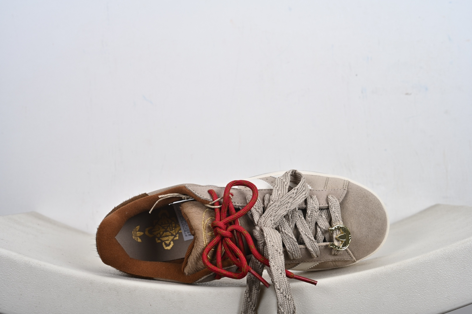 160 Adidas阿迪达斯.三叶草CAMPUS 00s 面包鞋复古休闲板鞋 KJ8724-Chinese UA Cheap High Quatity Brand Clothes Bags handbags Sneakers wholesale wholesaler seller from China Factory suppliers Fashion Clothing Shoes best Quality Beautiful Price 160 Adidas阿迪达斯.三叶草CAMPUS 00s 面包鞋复古休闲板鞋 KJ8724