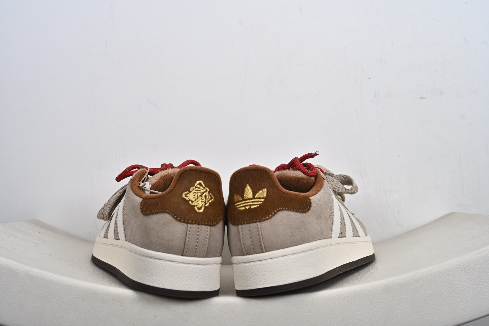 160 Adidas阿迪达斯.三叶草CAMPUS 00s 面包鞋复古休闲板鞋 KJ8724-Chinese UA Cheap High Quatity Brand Clothes Bags handbags Sneakers wholesale wholesaler seller from China Factory suppliers Fashion Clothing Shoes best Quality Beautiful Price 160 Adidas阿迪达斯.三叶草CAMPUS 00s 面包鞋复古休闲板鞋 KJ8724