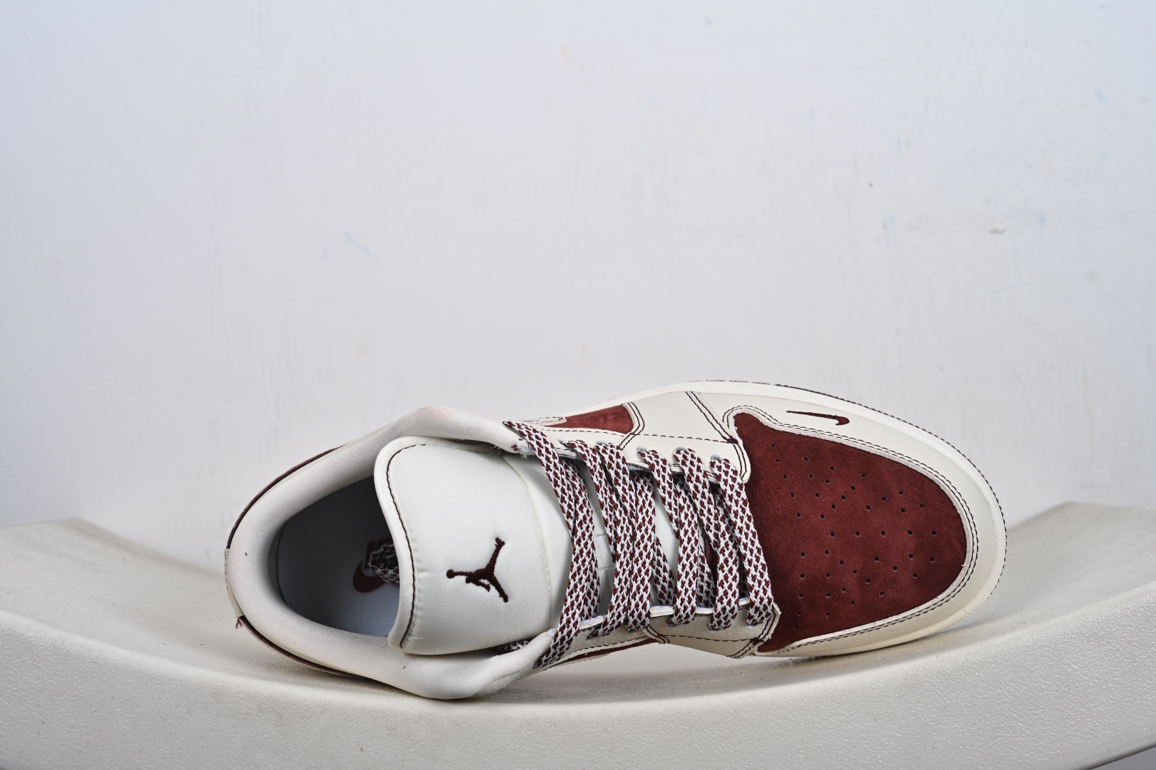 260 Nike Air Jordan 1 Low 马年限定 QL1988-005-Chinese UA Cheap High Quatity Brand Clothes Bags handbags Sneakers wholesale wholesaler seller from China Factory suppliers Fashion Clothing Shoes best Quality Beautiful Price 260 Nike Air Jordan 1 Low 马年限定 QL1988-005