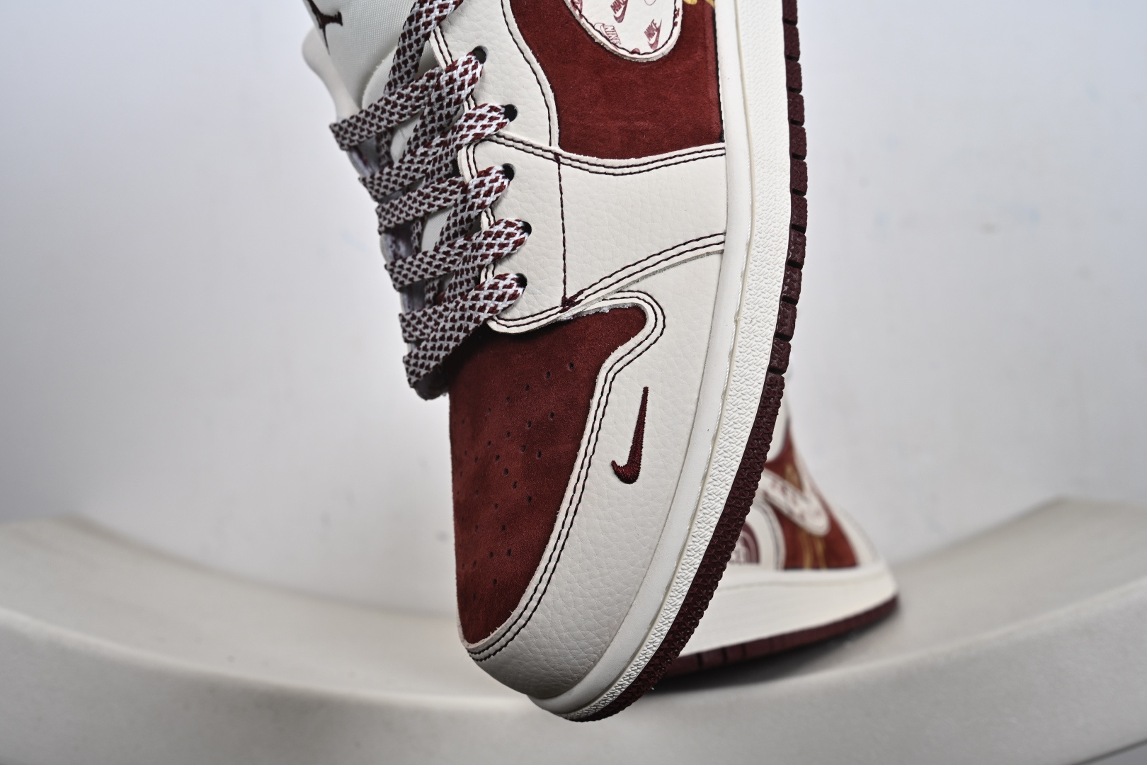 260 Nike Air Jordan 1 Low 马年限定 QL1988-005-Chinese UA Cheap High Quatity Brand Clothes Bags handbags Sneakers wholesale wholesaler seller from China Factory suppliers Fashion Clothing Shoes best Quality Beautiful Price 260 Nike Air Jordan 1 Low 马年限定 QL1988-005