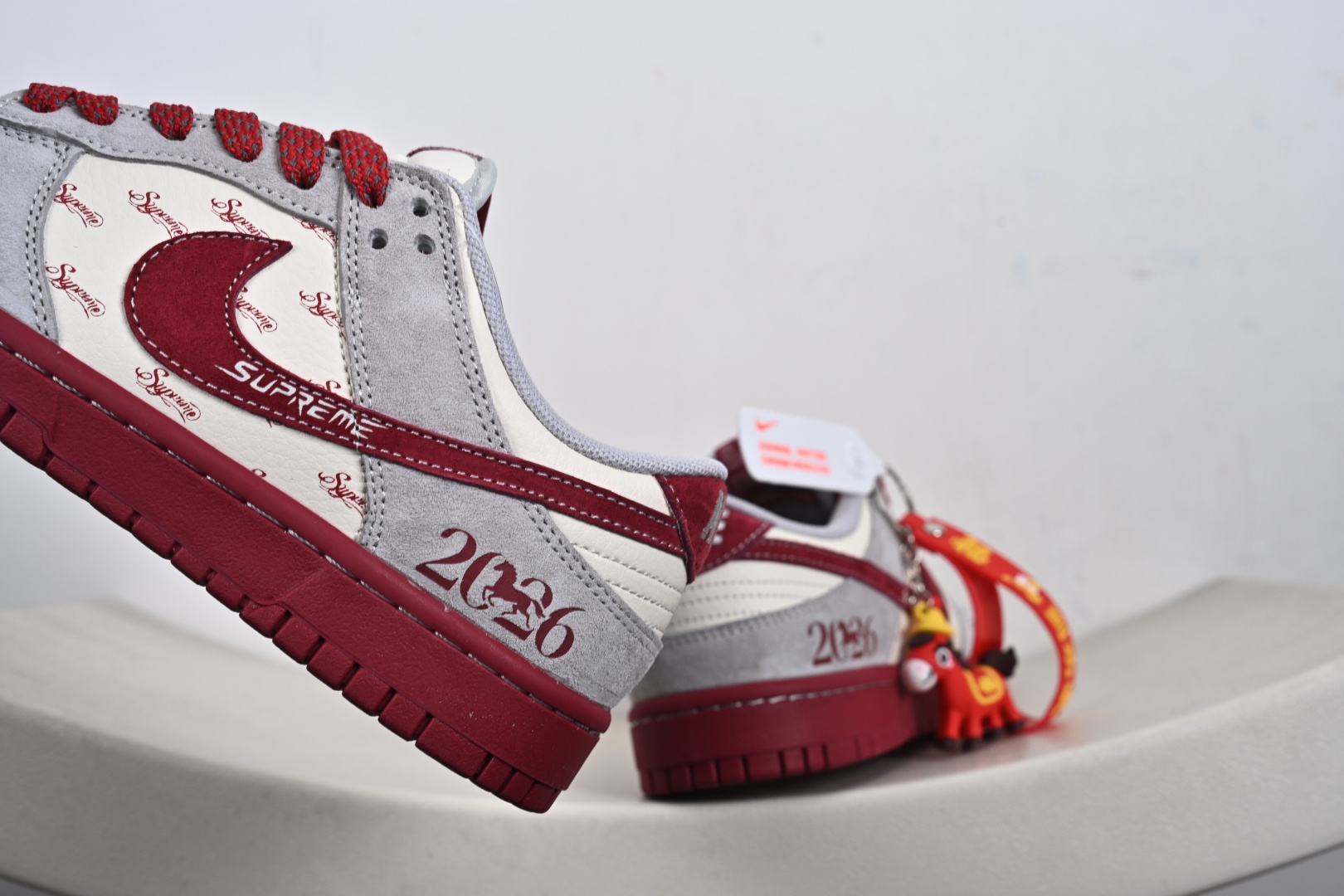 260 Nike Dunk Low Retro 马年限定 周年高端定制 低帮休闲板鞋 JP2026-100-Chinese UA Cheap High Quatity Brand Clothes Bags handbags Sneakers wholesale wholesaler seller from China Factory suppliers Fashion Clothing Shoes best Quality Beautiful Price 260 Nike Dunk Low Retro 马年限定 周年高端定制 低帮休闲板鞋 JP2026-100