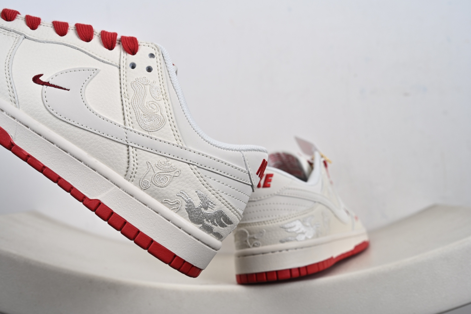 Nike Dunk Low Retro 马年限定 周年高端定制 低帮休闲板鞋 XT6998-157-Chinese wholesaler seller Clothes Bags handbags wholesale Shoes High Quatity wholesaler seller Cheap Sneakers from China Factory Chinese suppliers china wholesale clothing wholesaler seller Nike Dunk Low Retro 马年限定 周年高端定制 低帮休闲板鞋 XT6998-157