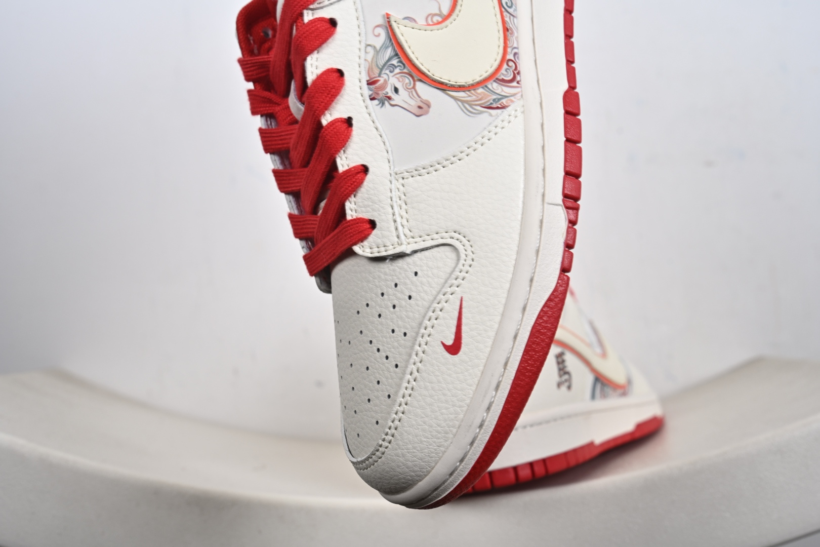 240 Nike Dunk Low Retro 马年限定 周年高端定制 低帮休闲板鞋 XT6998-110-Chinese UA Cheap High Quatity Brand Clothes Bags handbags Sneakers wholesale wholesaler seller from China Factory suppliers Fashion Clothing Shoes best Quality Beautiful Price 240 Nike Dunk Low Retro 马年限定 周年高端定制 低帮休闲板鞋 XT6998-110