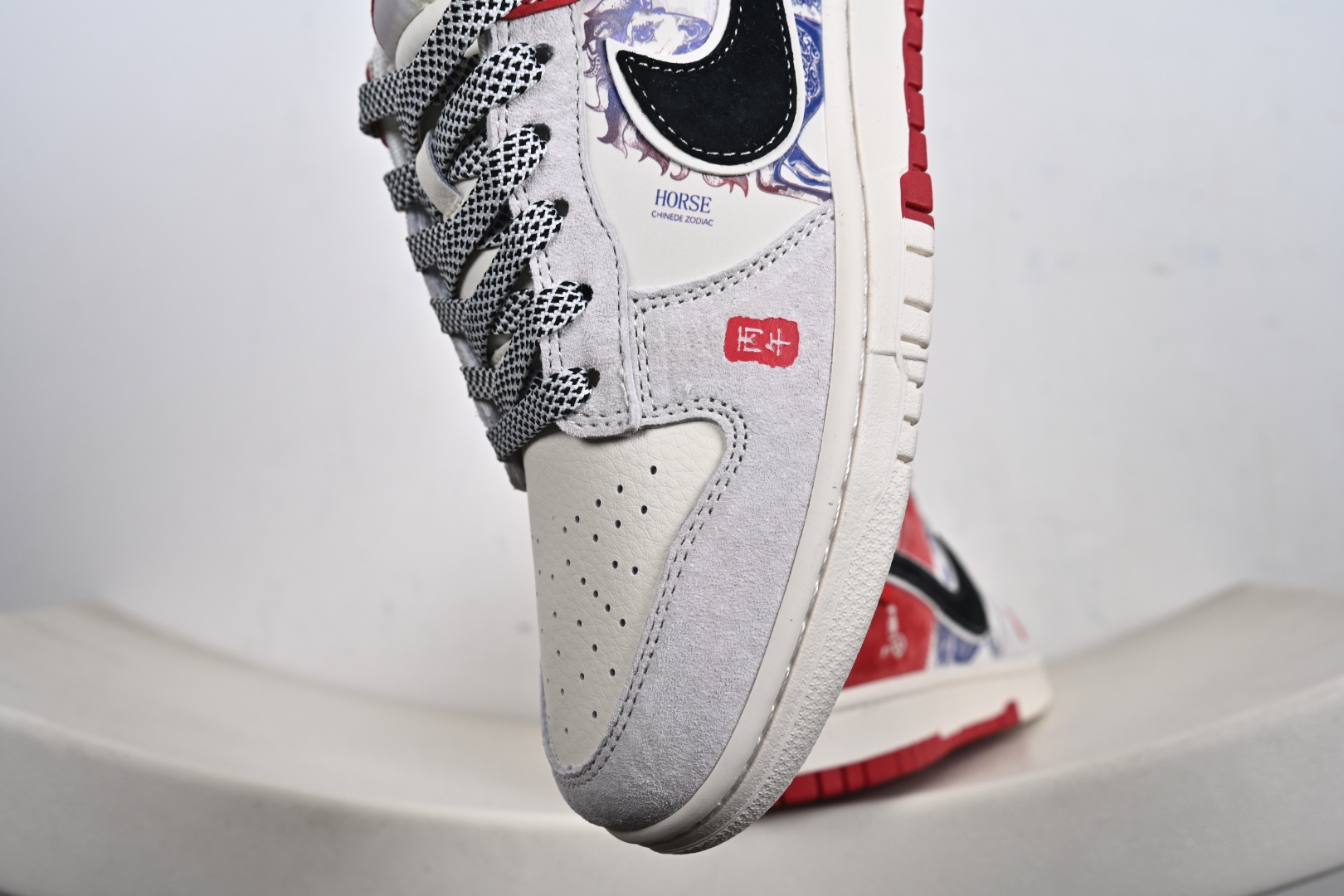 240 Nike Dunk Low Retro 马年限定 周年高端定制 低帮休闲板鞋 YX5066-410-Chinese UA Cheap High Quatity Brand Clothes Bags handbags Sneakers wholesale wholesaler seller from China Factory suppliers Fashion Clothing Shoes best Quality Beautiful Price 240 Nike Dunk Low Retro 马年限定 周年高端定制 低帮休闲板鞋 YX5066-410