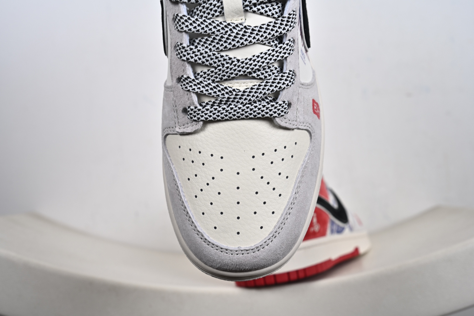 240 Nike Dunk Low Retro 马年限定 周年高端定制 低帮休闲板鞋 YX5066-410-Chinese UA Cheap High Quatity Brand Clothes Bags handbags Sneakers wholesale wholesaler seller from China Factory suppliers Fashion Clothing Shoes best Quality Beautiful Price 240 Nike Dunk Low Retro 马年限定 周年高端定制 低帮休闲板鞋 YX5066-410