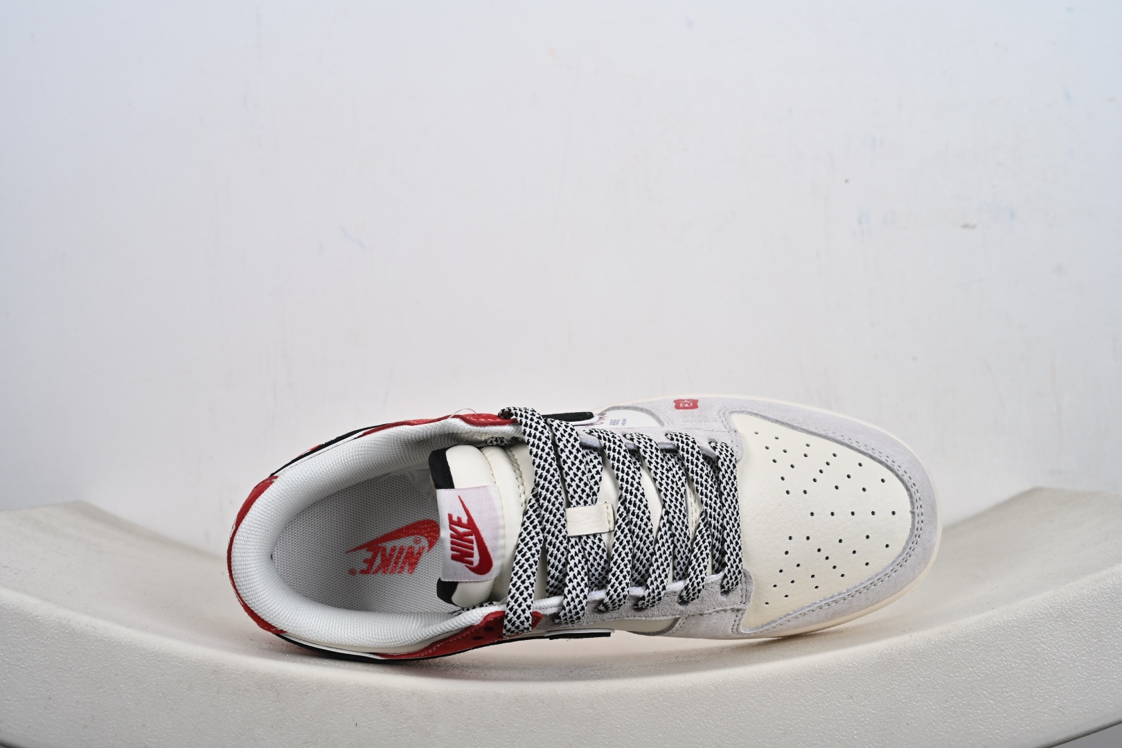 240 Nike Dunk Low Retro 马年限定 周年高端定制 低帮休闲板鞋 YX5066-410-Chinese UA Cheap High Quatity Brand Clothes Bags handbags Sneakers wholesale wholesaler seller from China Factory suppliers Fashion Clothing Shoes best Quality Beautiful Price 240 Nike Dunk Low Retro 马年限定 周年高端定制 低帮休闲板鞋 YX5066-410
