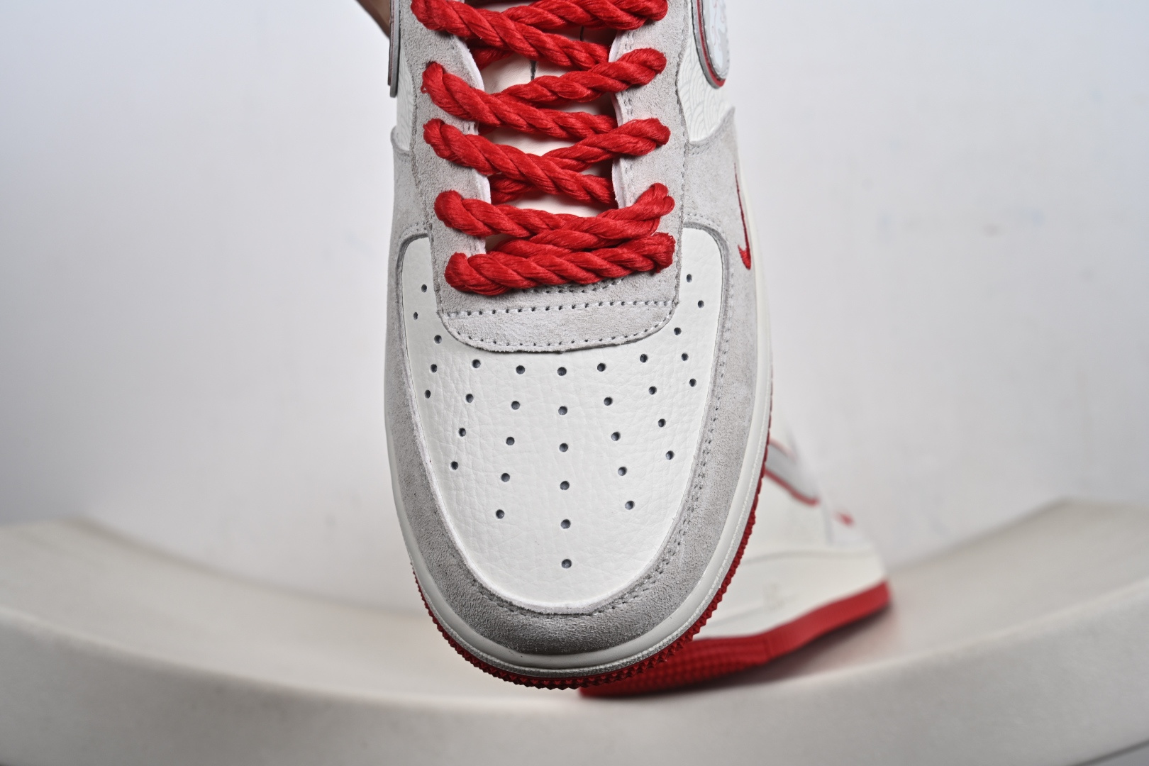 240 NIke Air Force 1 '07 Low 空军一号低帮 运动鞋 休闲鞋 XA2001-901-Chinese UA Cheap High Quatity Brand Clothes Bags handbags Sneakers wholesale wholesaler seller from China Factory suppliers Fashion Clothing Shoes best Quality Beautiful Price 240 NIke Air Force 1 '07 Low 空军一号低帮 运动鞋 休闲鞋 XA2001-901