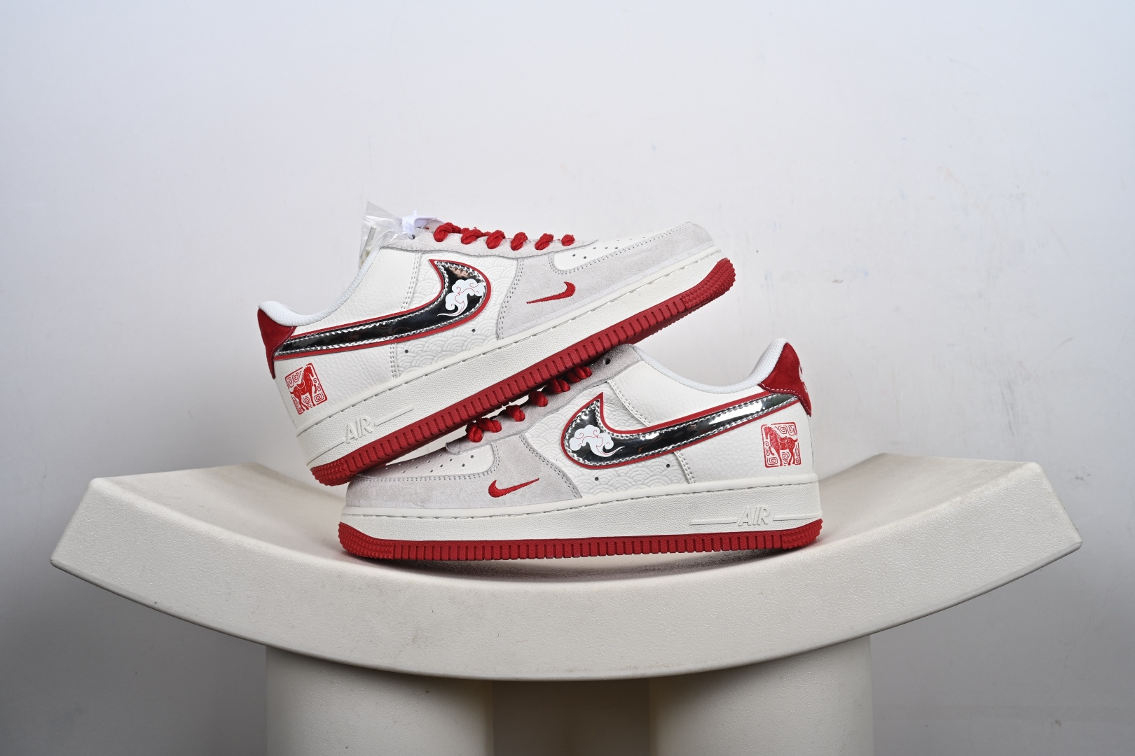 240 NIke Air Force 1 '07 Low 空军一号低帮 运动鞋 休闲鞋 XA2001-901-Chinese UA Cheap High Quatity Brand Clothes Bags handbags Sneakers wholesale wholesaler seller from China Factory suppliers Fashion Clothing Shoes best Quality Beautiful Price 240 NIke Air Force 1 '07 Low 空军一号低帮 运动鞋 休闲鞋 XA2001-901