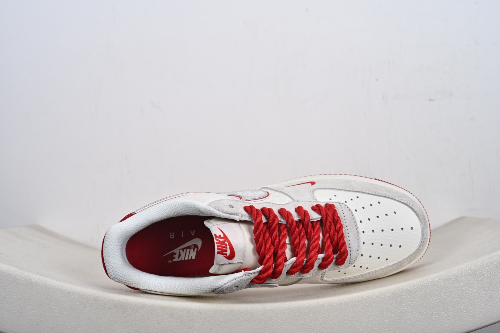 240 NIke Air Force 1 '07 Low 空军一号低帮 运动鞋 休闲鞋 XA2001-901-Chinese UA Cheap High Quatity Brand Clothes Bags handbags Sneakers wholesale wholesaler seller from China Factory suppliers Fashion Clothing Shoes best Quality Beautiful Price 240 NIke Air Force 1 '07 Low 空军一号低帮 运动鞋 休闲鞋 XA2001-901