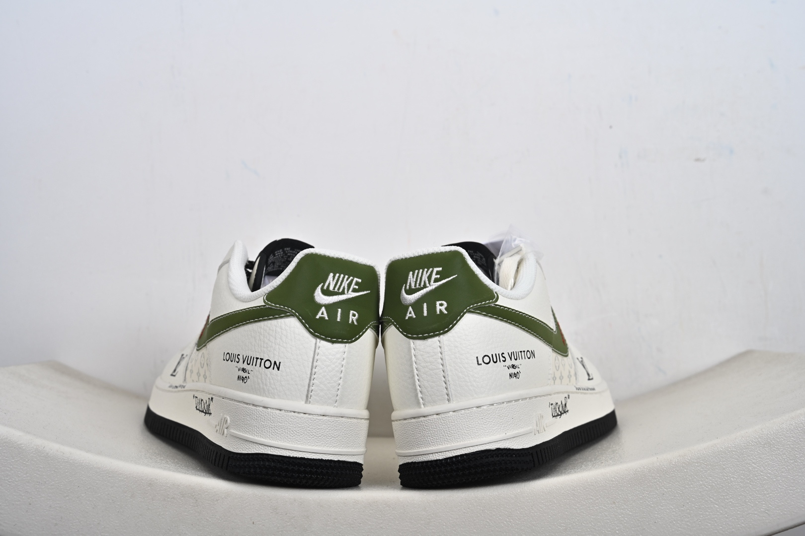 240 NIke Air Force 1 '07 Low 空军一号低帮 运动鞋 休闲鞋 KG6699-F16-Chinese UA Cheap High Quatity Brand Clothes Bags handbags Sneakers wholesale wholesaler seller from China Factory suppliers Fashion Clothing Shoes best Quality Beautiful Price 240 NIke Air Force 1 '07 Low 空军一号低帮 运动鞋 休闲鞋 KG6699-F16