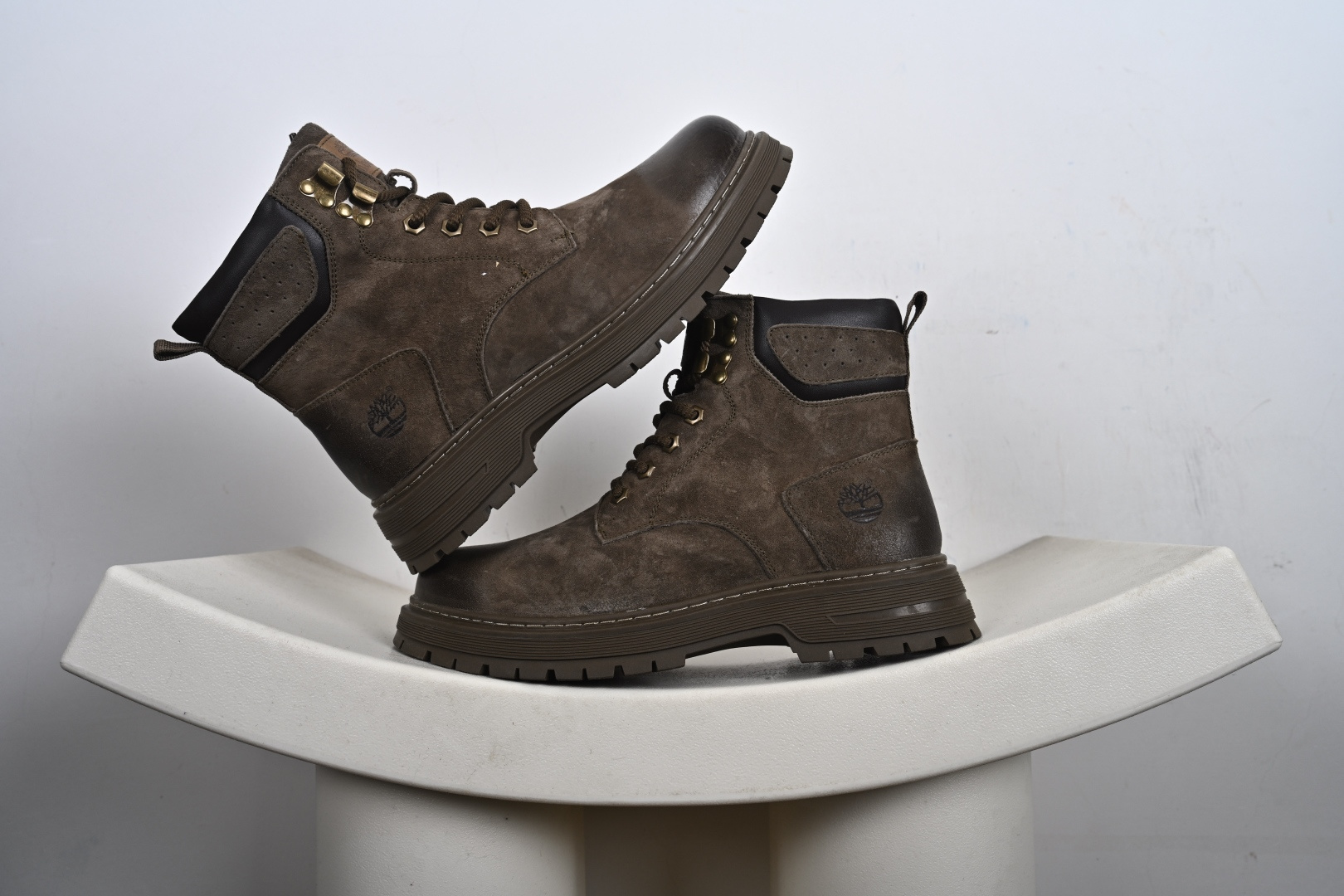 240 Timberland 添柏岚/天伯伦户外休闲马丁靴系列 TB10059-Chinese UA Cheap High Quatity Brand Clothes Bags handbags Sneakers wholesale wholesaler seller from China Factory suppliers Fashion Clothing Shoes best Quality Beautiful Price 240 Timberland 添柏岚/天伯伦户外休闲马丁靴系列 TB10059