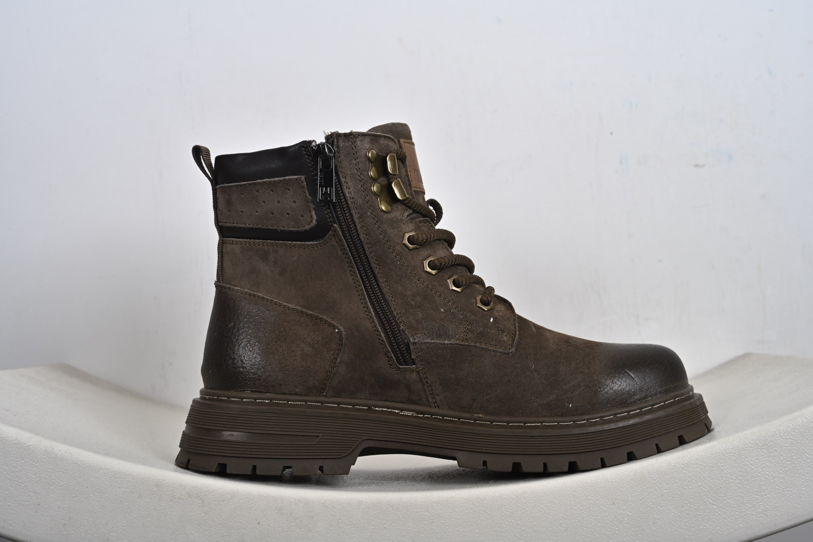 240 Timberland 添柏岚/天伯伦户外休闲马丁靴系列 TB10059-Chinese UA Cheap High Quatity Brand Clothes Bags handbags Sneakers wholesale wholesaler seller from China Factory suppliers Fashion Clothing Shoes best Quality Beautiful Price 240 Timberland 添柏岚/天伯伦户外休闲马丁靴系列 TB10059