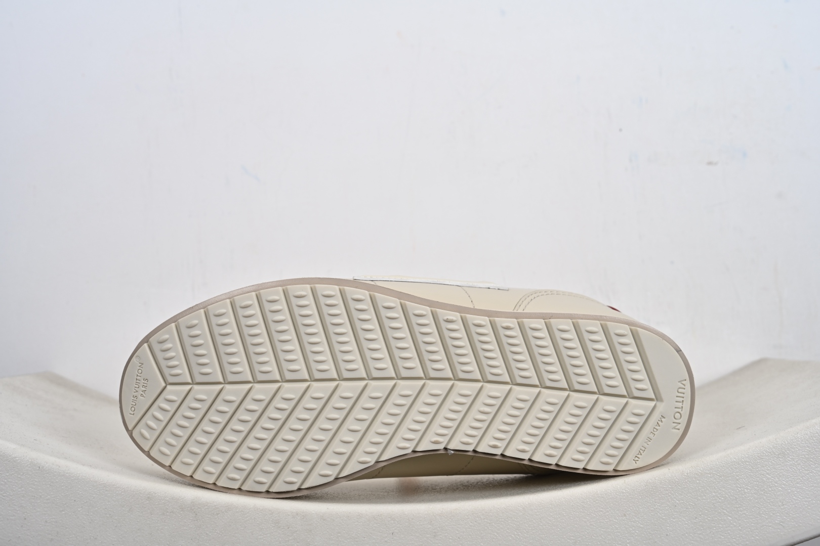 本地💰460终端供货
外贸跑量专供 Nigo x Louis Vuitton LV联名款 阿甘 低帮运动休闲鞋 大厂出品 品质板正
尺码:36-47-X7-H1