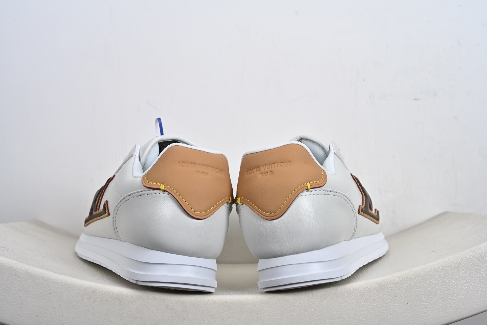 本地💰460终端供货
外贸跑量专供 Nigo x Louis Vuitton LV联名款 阿甘 低帮运动休闲鞋 大厂出品 品质板正
尺码:36-47-X7-H1