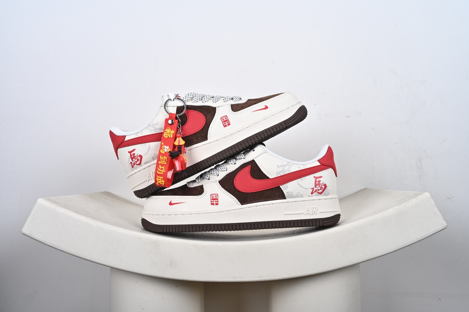 _dlI9s_YxSVS_DP9pJlvNT25MtiXRZewo5s1gMiA