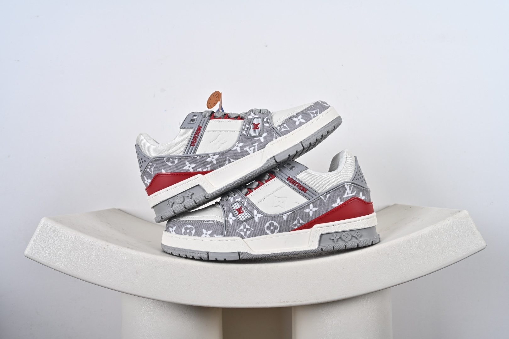 终端供货 代购级别 Louis Vuitton Trainer 2021ss早春全新时装走秀运动鞋 #ZP级全套包装 市面独家黑盒 小红书 Ins 最火配色 原版楦型 毫无差异 #鞋面独家订制压纹粒面小牛皮 TPU大底 全进口头层牛皮质感媲美原版 垫脚聚米微料加透气英伦网布 C9-G2