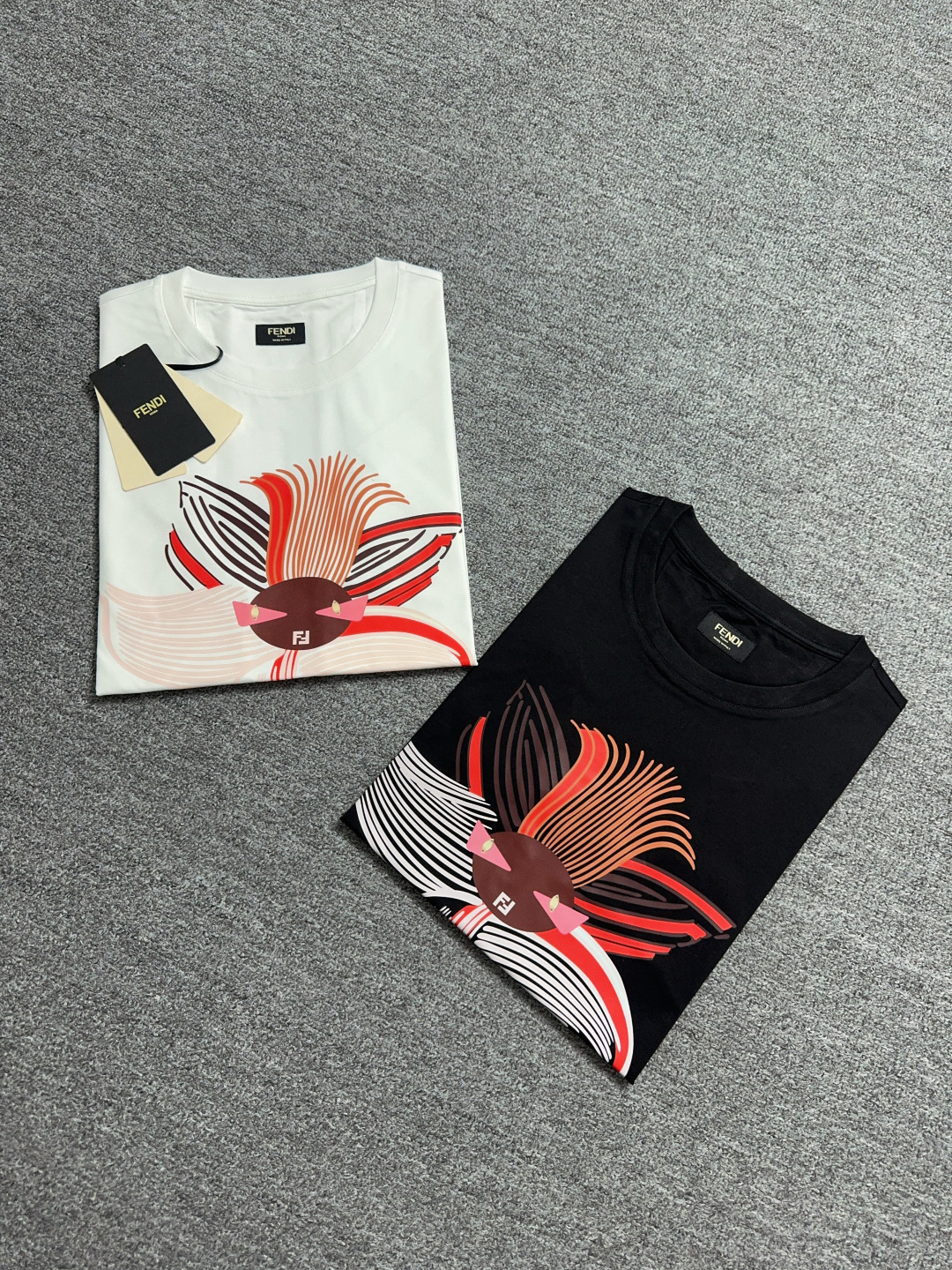 Fendi Men's Floral Graphic Print Short Sleeve T-Shirt Crew Neck