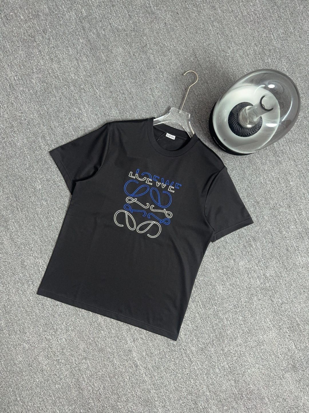 Loewe Embroidered Logo T-Shirt - Elegant Crew Neck, Custom Cotton, S-XXXL 9 cmp i1741262453283 7133 0 7