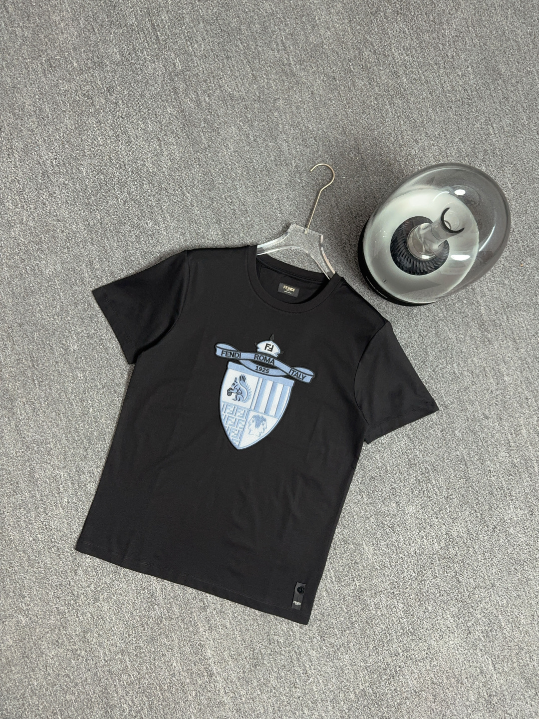 Fendi Club Shield Emblem Embroidered Short Sleeve T-Shirt - Spring/Summer '25 9 cmp i1742810117517 4521 0 7