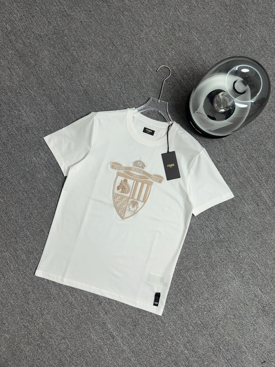 Fendi Club Shield Emblem Embroidered Short Sleeve T-Shirt - Spring/Summer '25 3 cmp i1742810117517 8887 0 1