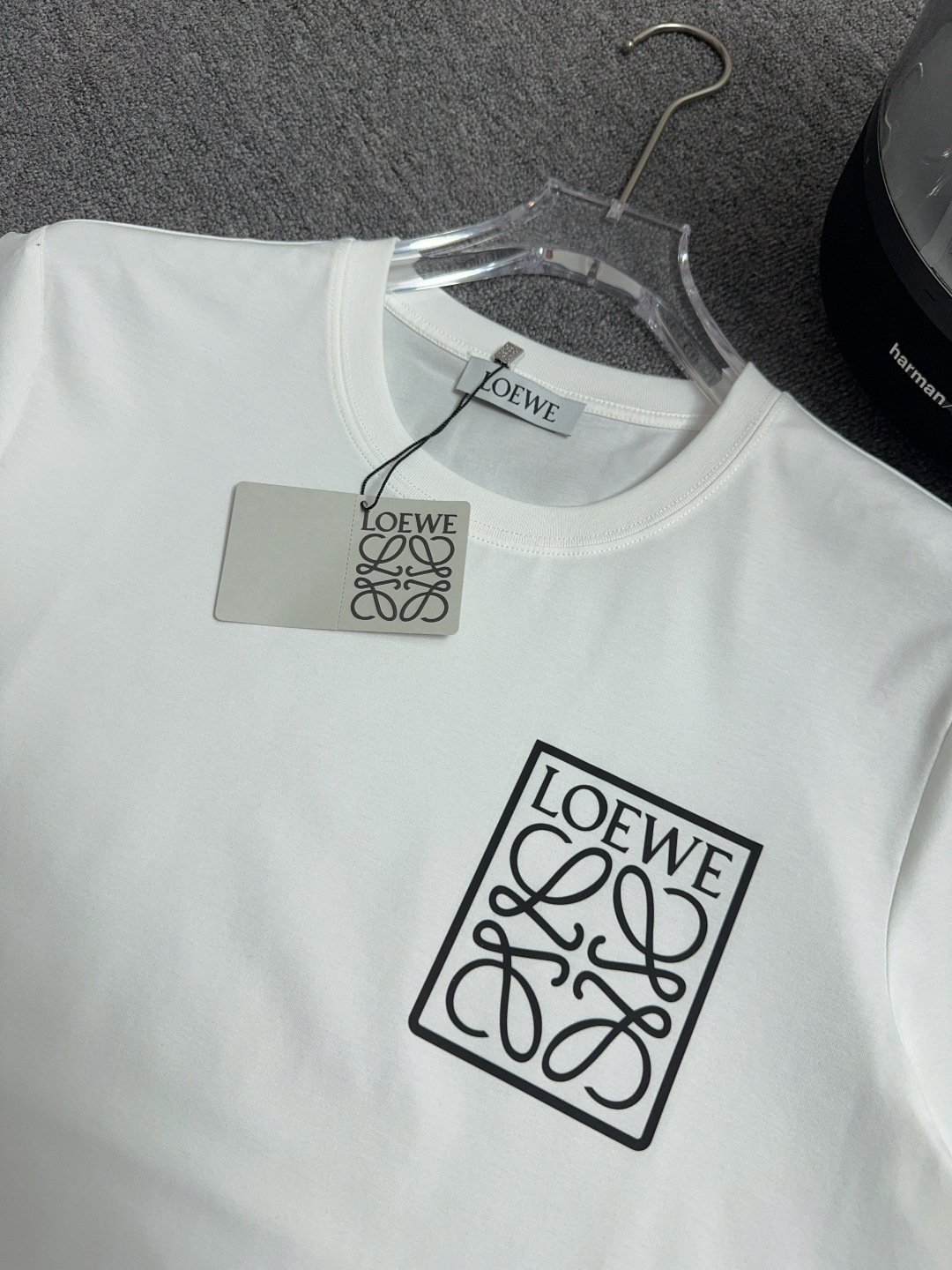 Loewe Anagram Logo Cotton T-Shirt with Faux Pocket - Stylish and Versatile 4 cmp i1742810581175 9075 0 3