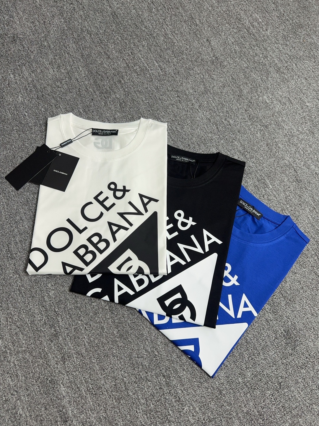 Dolce & Gabbana Men's Crew Neck T-Shirt with Logo Print - Spring/Summer 2025 9 cmp i1743828609179 8994 0 8