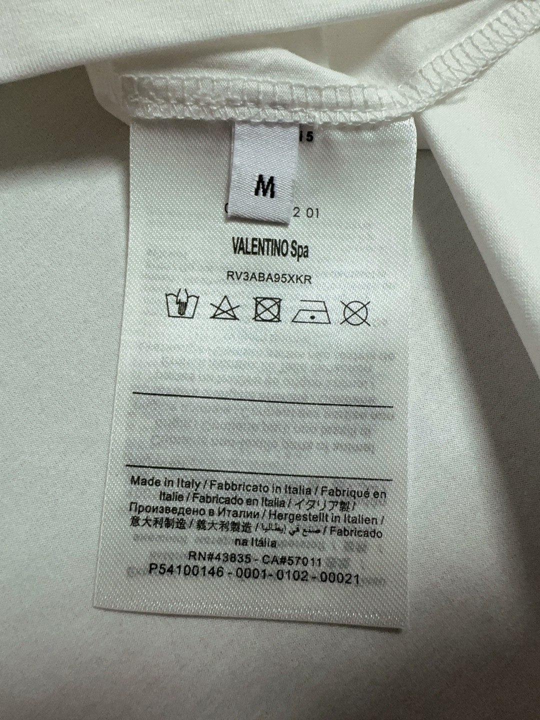 Valentino VLTN Logo Print Crew Neck T-Shirt - Short Sleeve, Casual Wear 7 cmp i1743828840957 8426 0 5