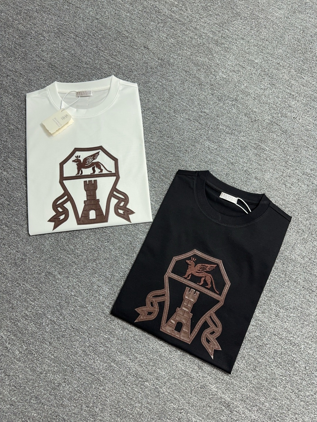 Brunello Cucinelli Men's Crew Neck T-Shirt, Lightweight, Breathable Fabric