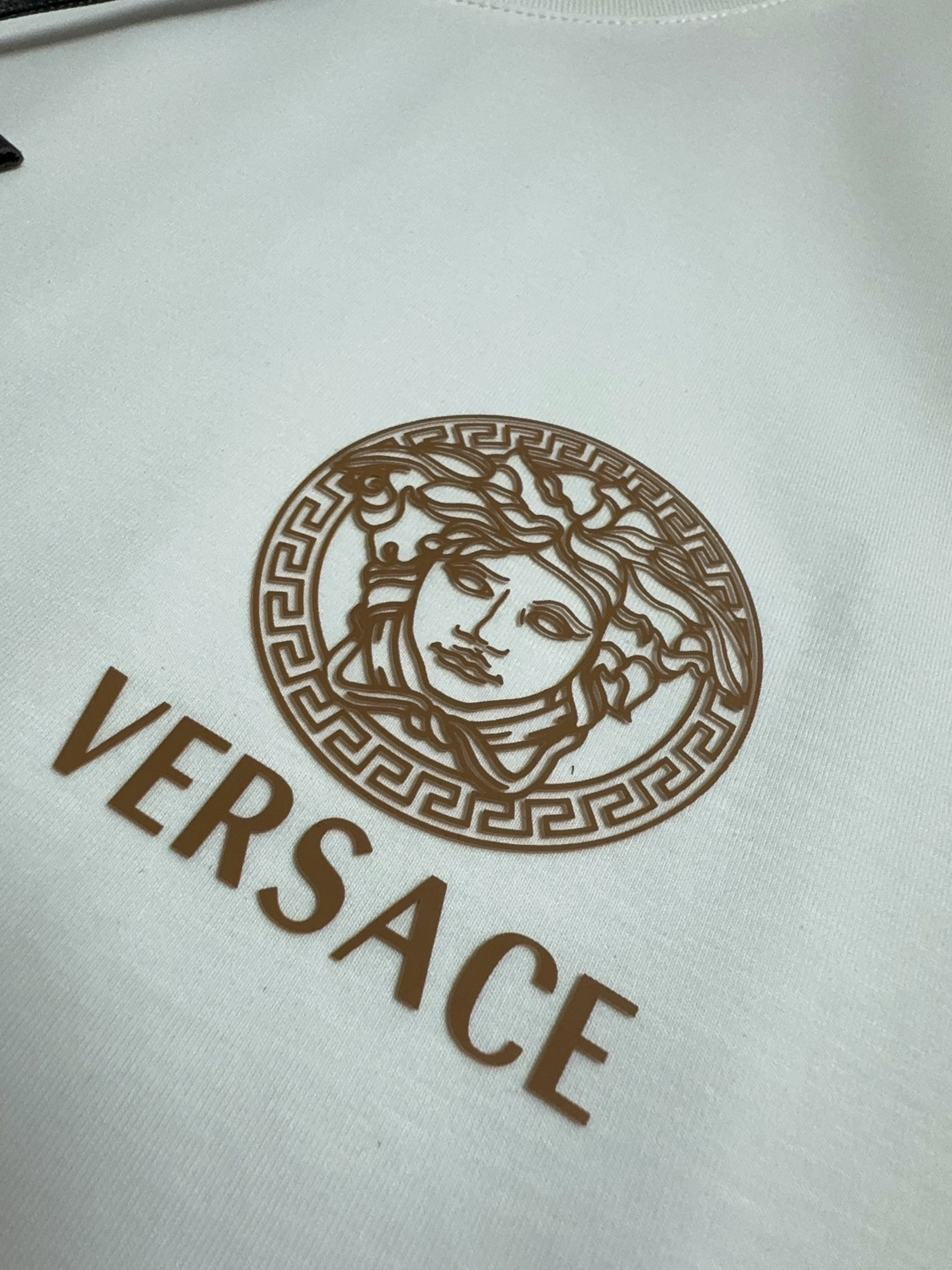 Versace Crew Neck T-Shirt - Lightweight, Breathable, and Silk Fabric 6 cmp i1744121740530 1622 0 4