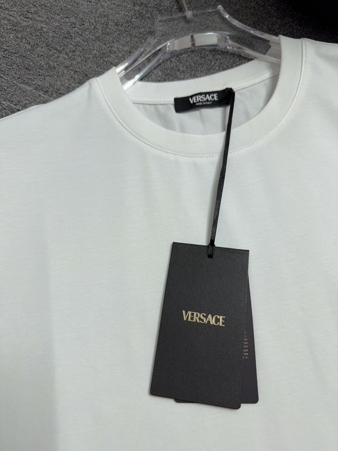 Versace Crew Neck T-Shirt - Lightweight, Breathable, and Silk Fabric 4 cmp i1744121740530 6239 0 2
