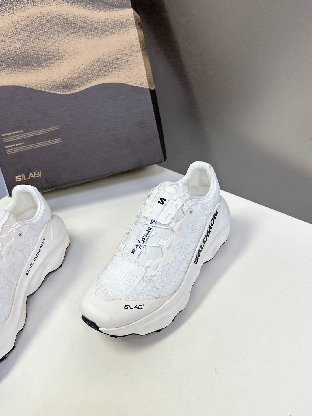  SALOMON XT WHISPER 萨洛蒙户外 休闲 情侣款运动鞋‼️
顶级版本，全新演绎的专注于其