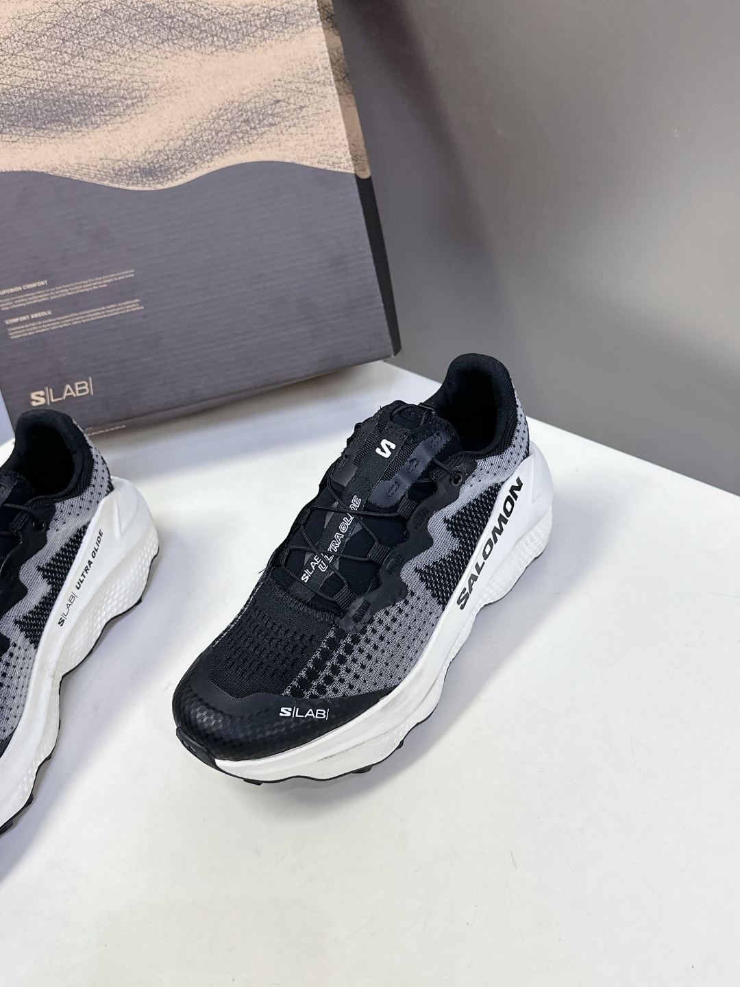  SALOMON XT WHISPER 萨洛蒙户外 休闲 情侣款运动鞋‼️
顶级版本，全新演绎的专注于其