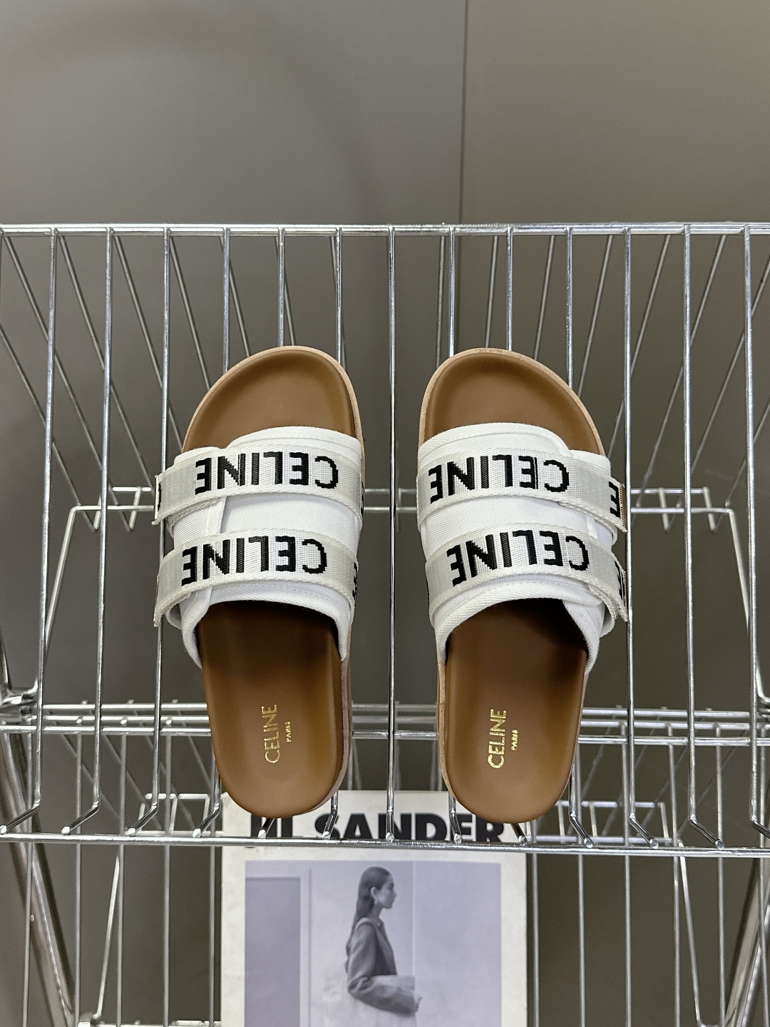  【CELINE】思琳代级别 春夏新品凯旋门复古罗马凉鞋拖鞋  进出专柜无压力，重工版，拒绝一眼假low