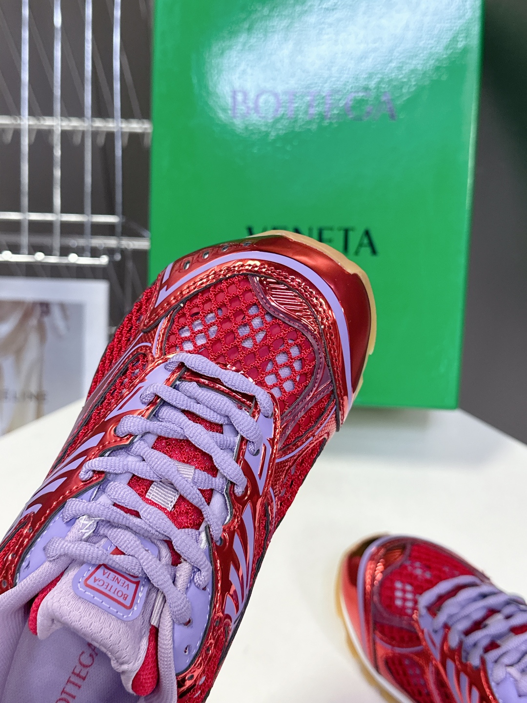  Bottega Veneta Orbit运动鞋 王一博 同款 情侣款老爹鞋
Runner运动鞋，采用轻