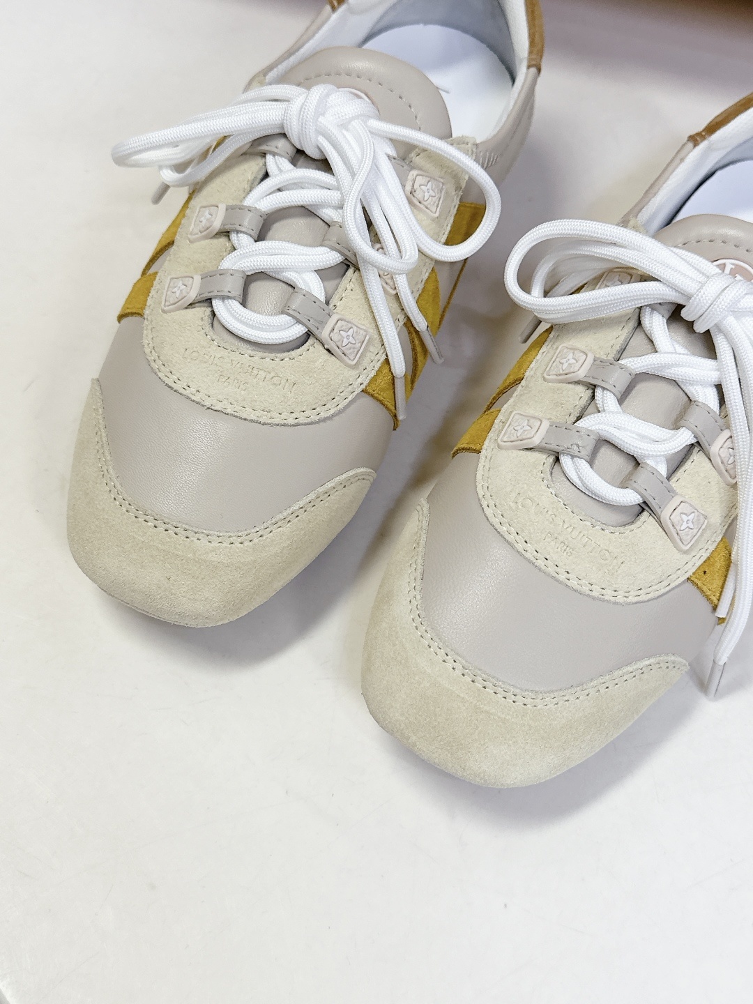 Louis Vuitton路易威登驴牌春夏Sneakerina系列 芭蕾运动鞋 德训鞋 平底鞋 原版三