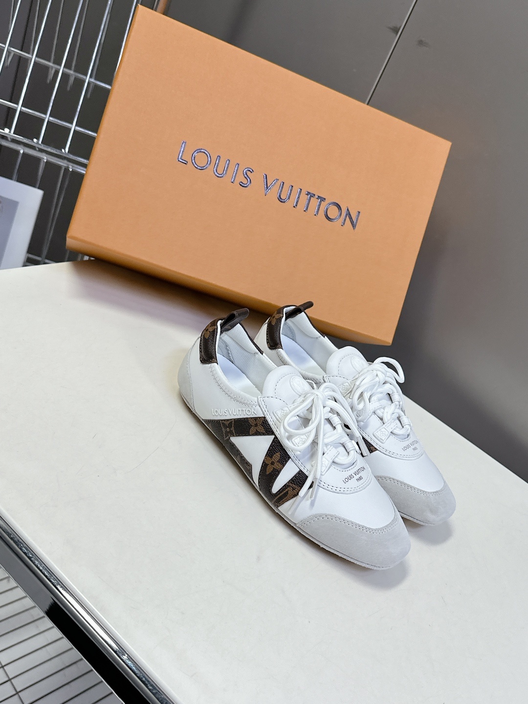 Louis Vuitton路易威登驴牌春夏Sneakerina系列 芭蕾运动鞋 德训鞋 平底鞋 原版三
