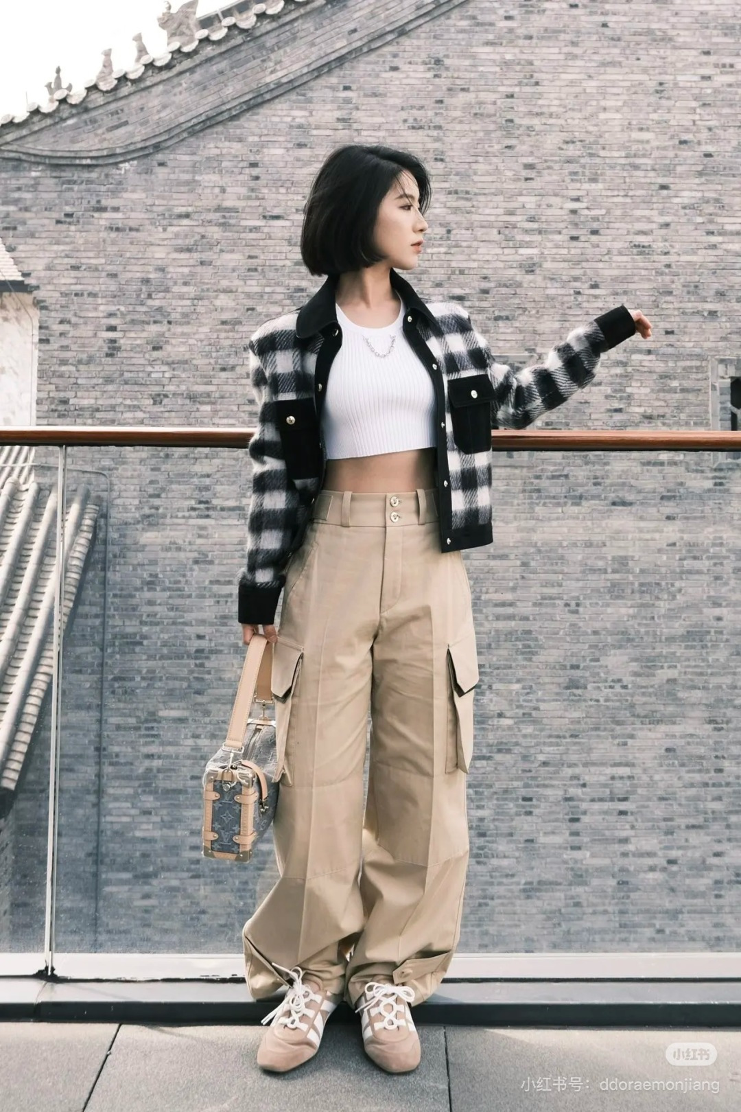 NO:245111,Many internet celebrities plant grass ~, casual shoes/sports shoes, sneakers19860909超多网红明星种草～,休闲鞋/运动鞋,sneakers,Women's Shoes