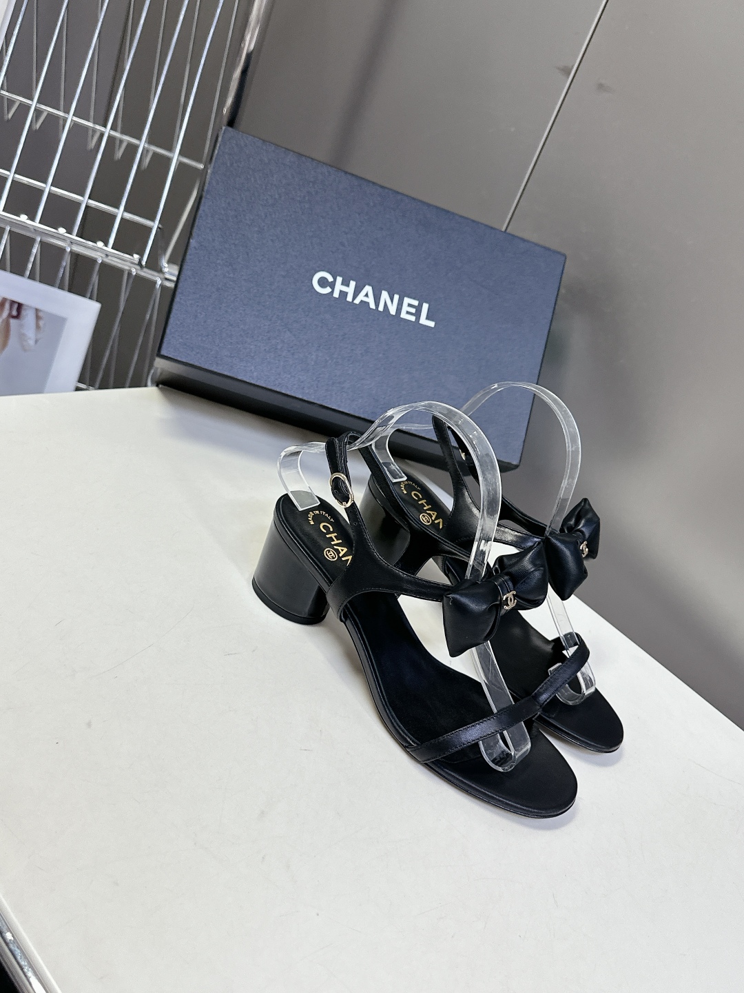  chanel香奈儿春夏最新款蝴蝶结凉鞋 超多网红时尚博主种草 夏天必备 柜柜原版购入完美复刻 手工包扎