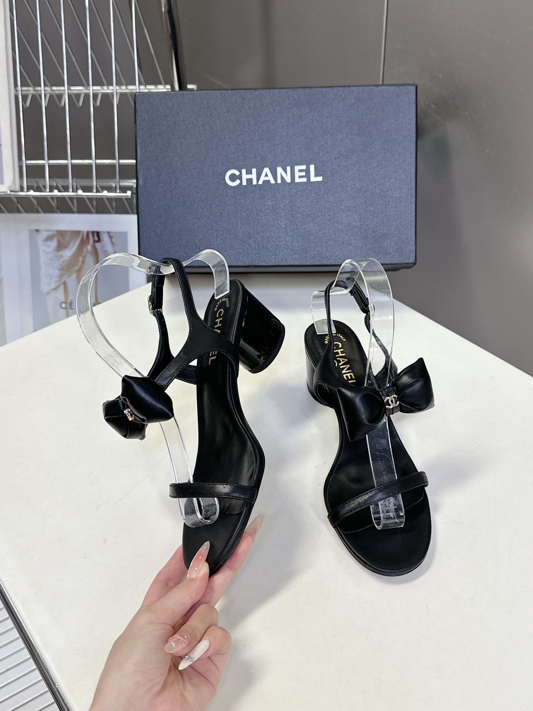  chanel香奈儿春夏最新款蝴蝶结凉鞋 超多网红时尚博主种草 夏天必备 柜柜原版购入完美复刻 手工包扎