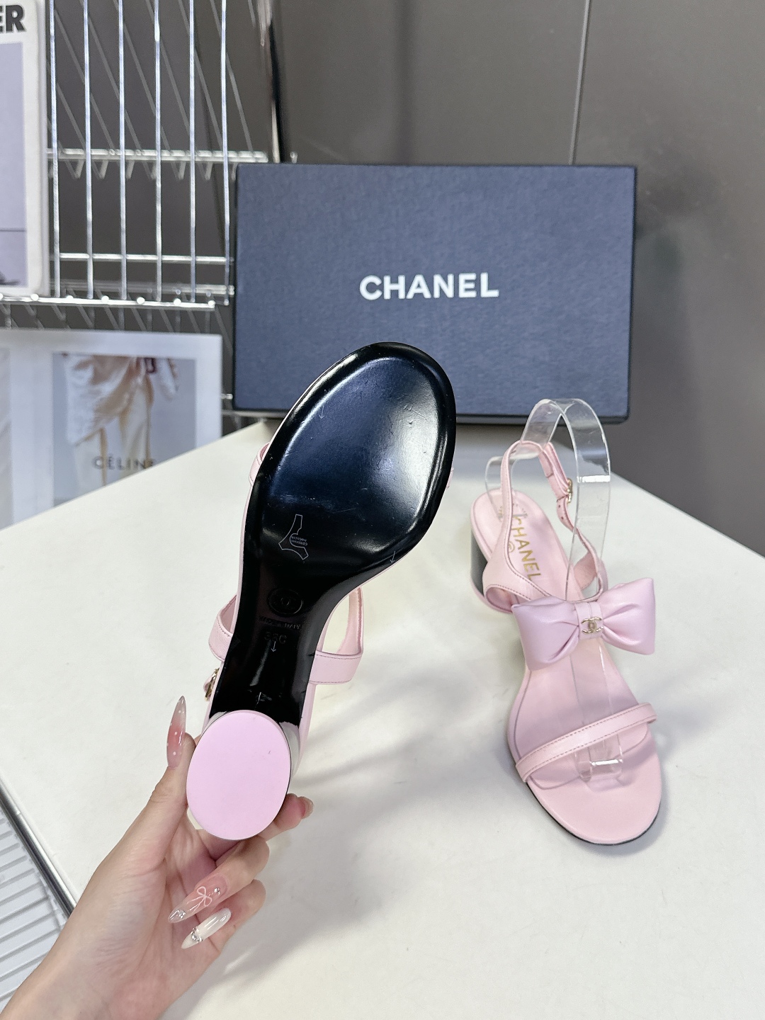  chanel香奈儿春夏最新款蝴蝶结凉鞋 超多网红时尚博主种草 夏天必备 柜柜原版购入完美复刻 手工包扎