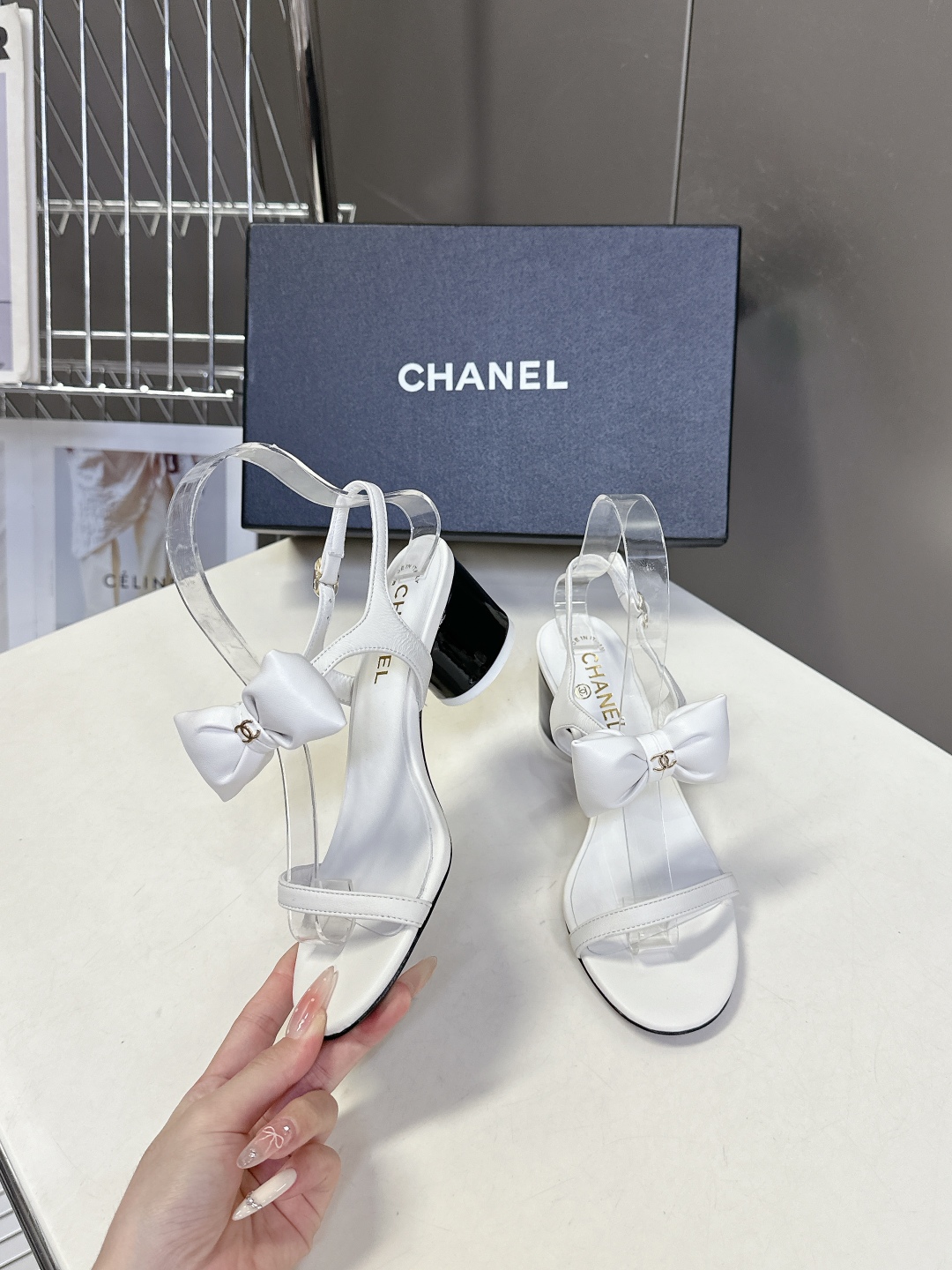  chanel香奈儿春夏最新款蝴蝶结凉鞋 超多网红时尚博主种草 夏天必备 柜柜原版购入完美复刻 手工包扎