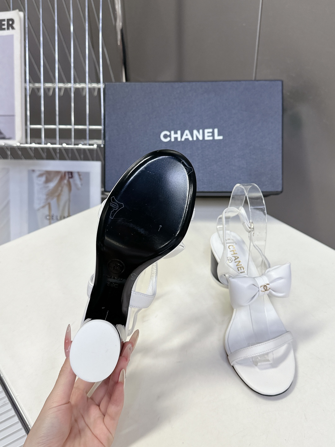  chanel香奈儿春夏最新款蝴蝶结凉鞋 超多网红时尚博主种草 夏天必备 柜柜原版购入完美复刻 手工包扎