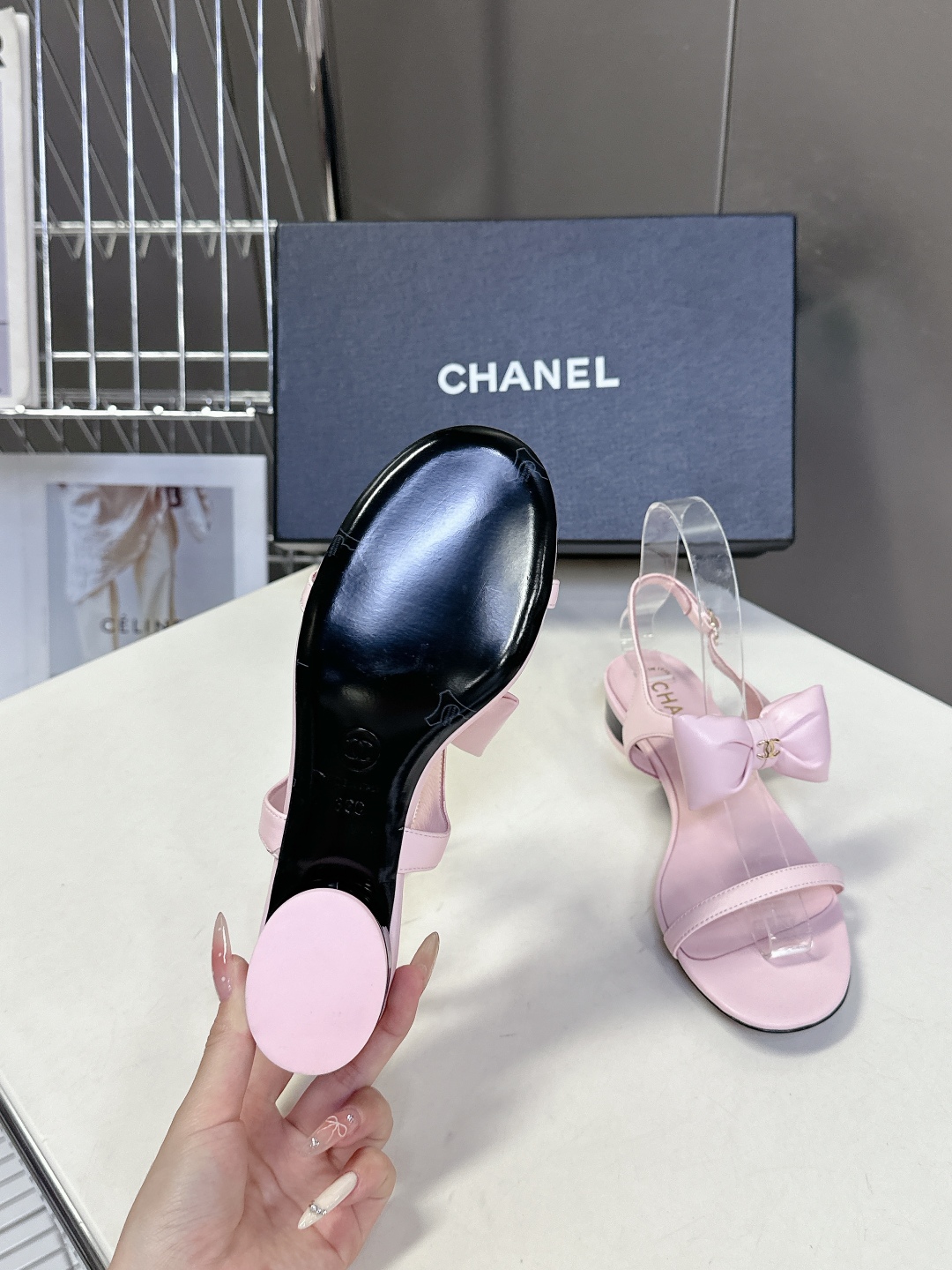  chanel香奈儿春夏最新款蝴蝶结凉鞋 超多网红时尚博主种草 夏天必备 柜柜原版购入完美复刻 手工包扎