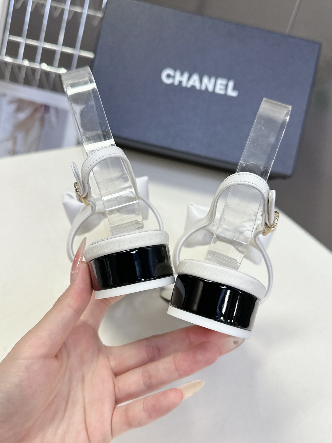  chanel香奈儿春夏最新款蝴蝶结凉鞋 超多网红时尚博主种草 夏天必备 柜柜原版购入完美复刻 手工包扎