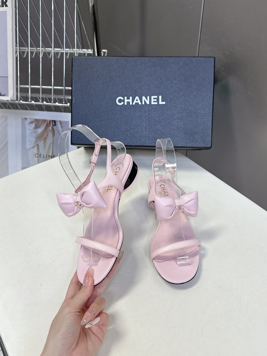  chanel香奈儿春夏最新款蝴蝶结凉鞋 超多网红时尚博主种草 夏天必备 柜柜原版购入完美复刻 手工包扎