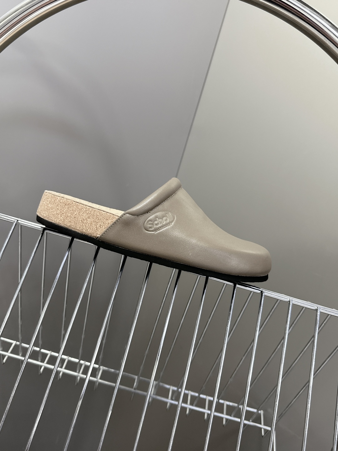 男装➕10 Balenciaga巴黎世家 X Scholl联名款木塞底勃肯拖鞋 凉鞋
   以巴黎世家的