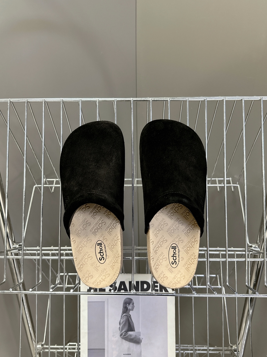 男装➕10 Balenciaga巴黎世家 X Scholl联名款木塞底勃肯情侣款拖鞋 凉鞋
   以巴黎
